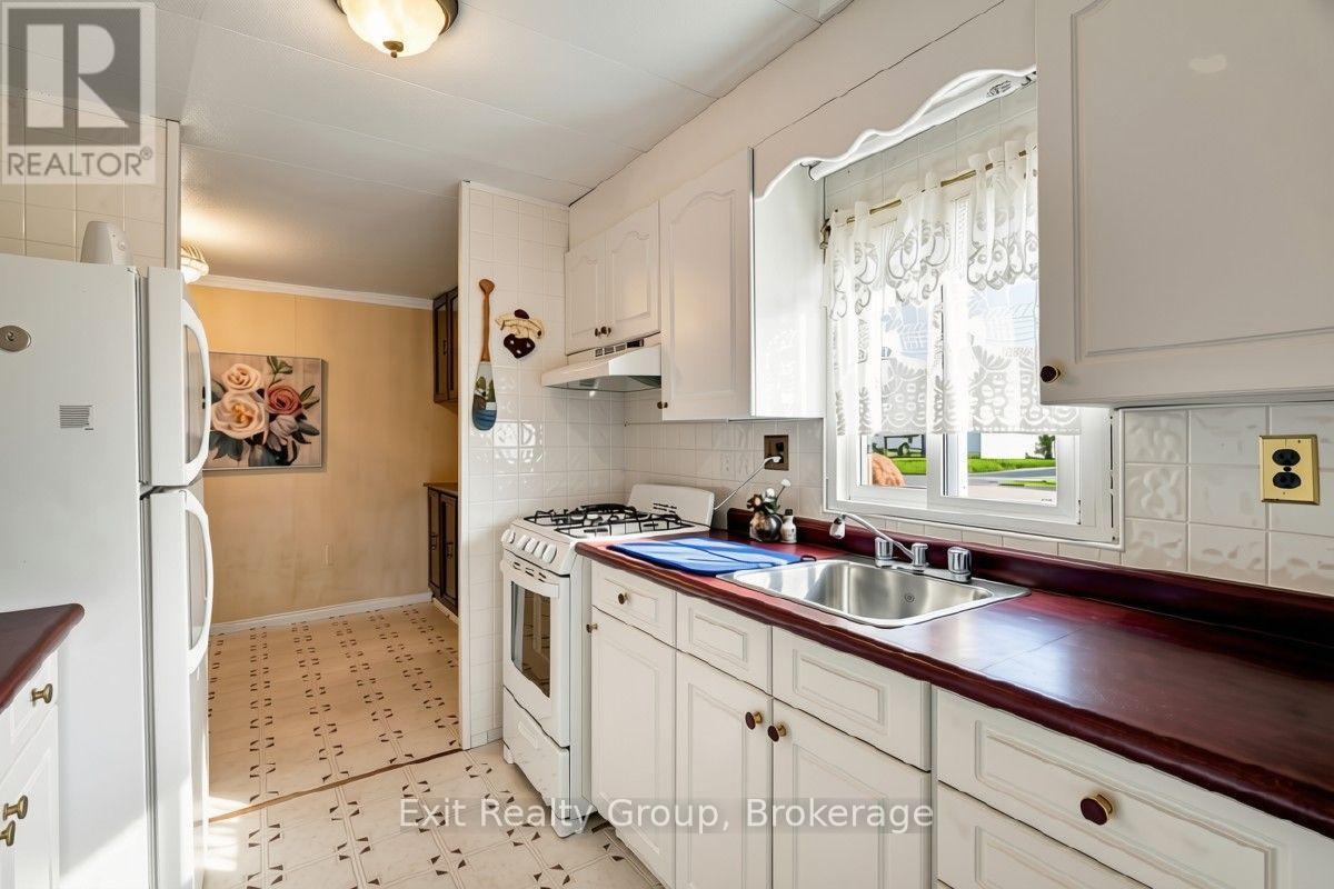 5 CHAPEL BOULEVARD - Image 11