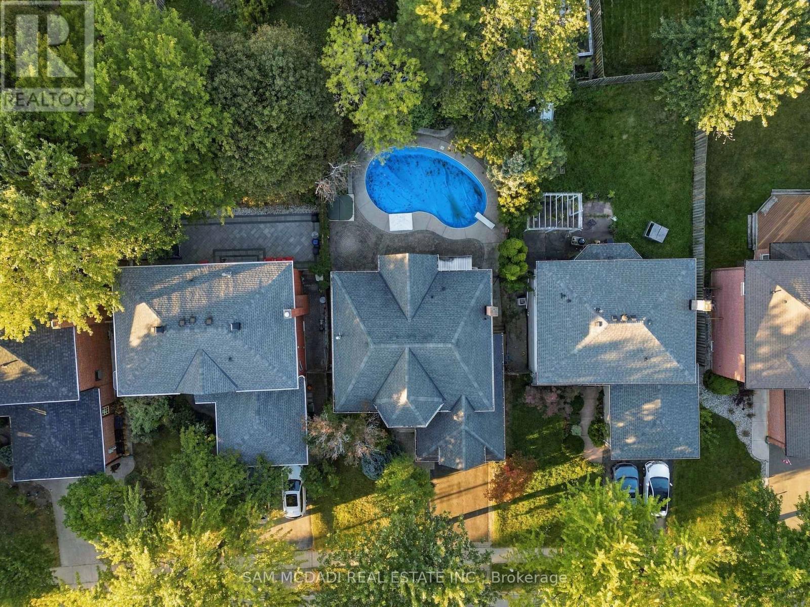 2087 MAYFLOWER BOULEVARD - Image 48