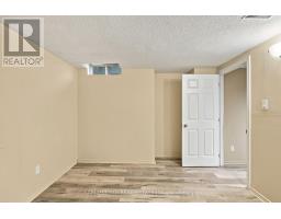 2087 Mayflower Boulevard, Oakville, ON L6H4E8 Photo 39