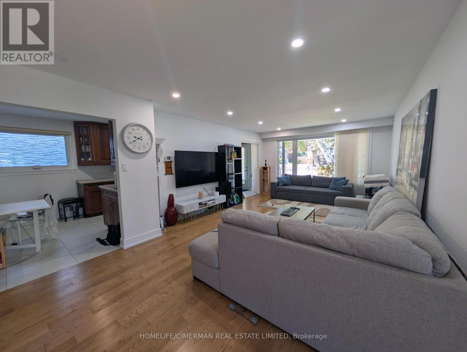 3225 RYMAL ROAD - 7