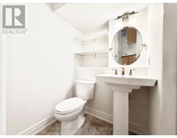 Lower - 136 Campbell Avenue, Toronto, ON M6P3V2 Photo 9