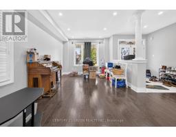 Kitchen - 32 Attraction Drive, Brampton, ON L6Y2Z8 Photo 7