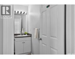 13 102 Pawlychenko Lane, Saskatoon, SK S7V1G9 Photo 18