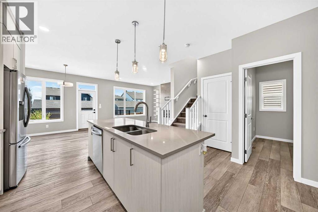 570 Creekstone Circle SW, Calgary, Alberta, T2X4Y3 — thumbnail 8
