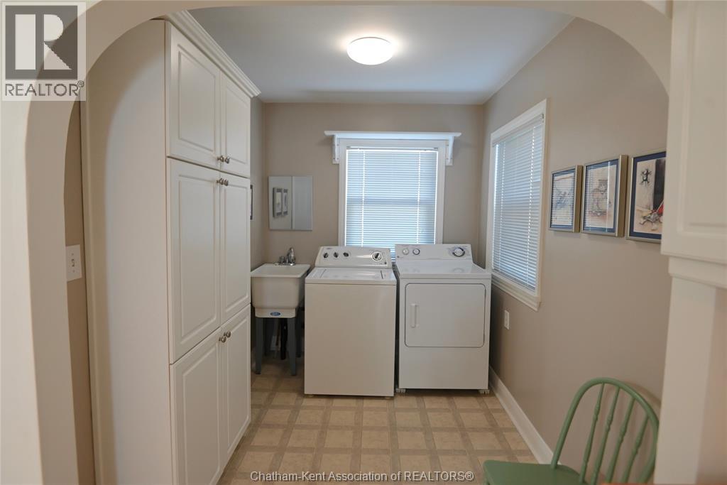 57 Erie STREET South - 17