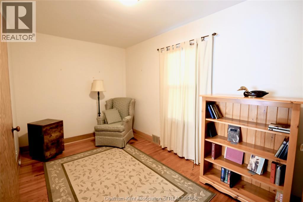57 Erie STREET South - Image 21