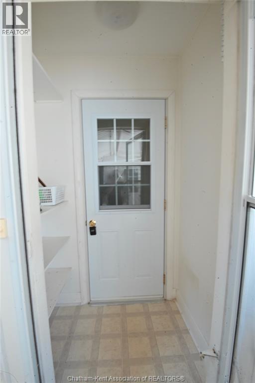 57 Erie STREET South - Image 33