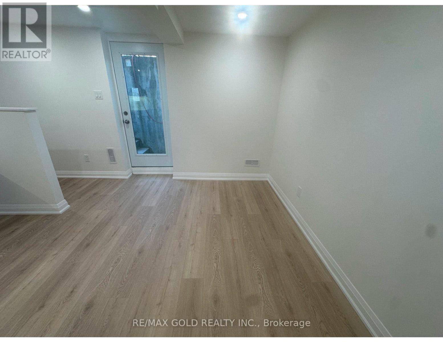 Photo of 18 Hullen Crescent