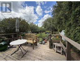 112 Yore Road, Toronto, ON M6M1X1 Photo 18