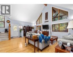 Mud room - 720 East Wilson Creek Road, Rosebery, BC V0G1S1 Photo 8