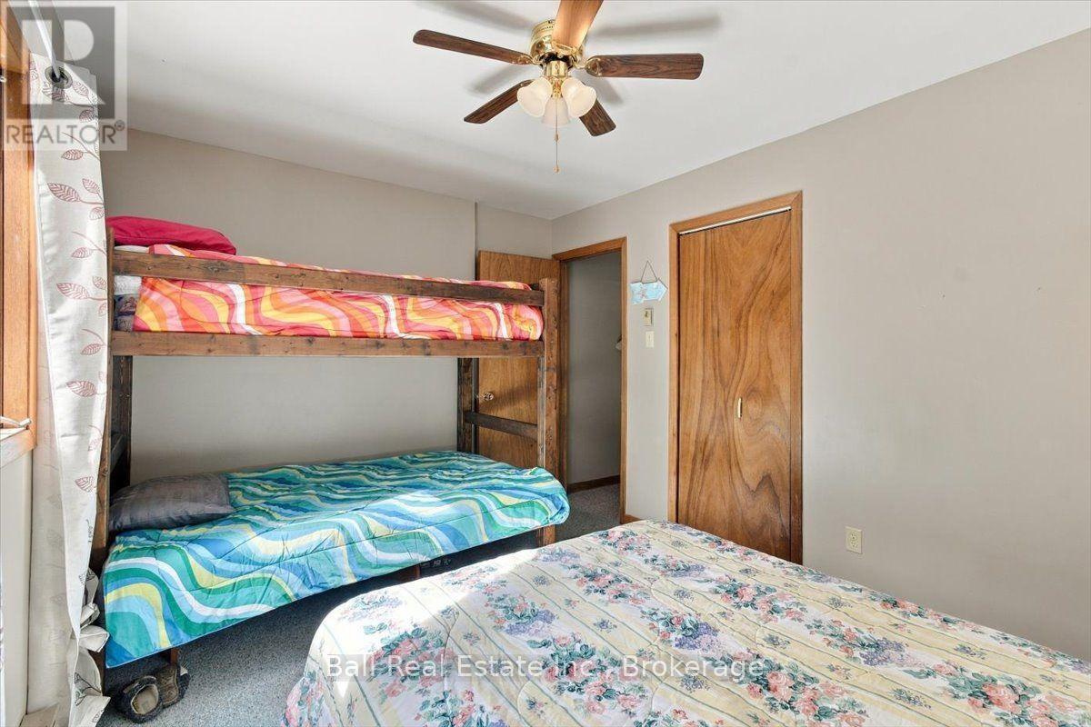 14 WAITE COURT - Image 28