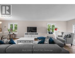 Bedroom 2 - 10 Symphony Court, Central Elgin, ON N5P4K1 Photo 10