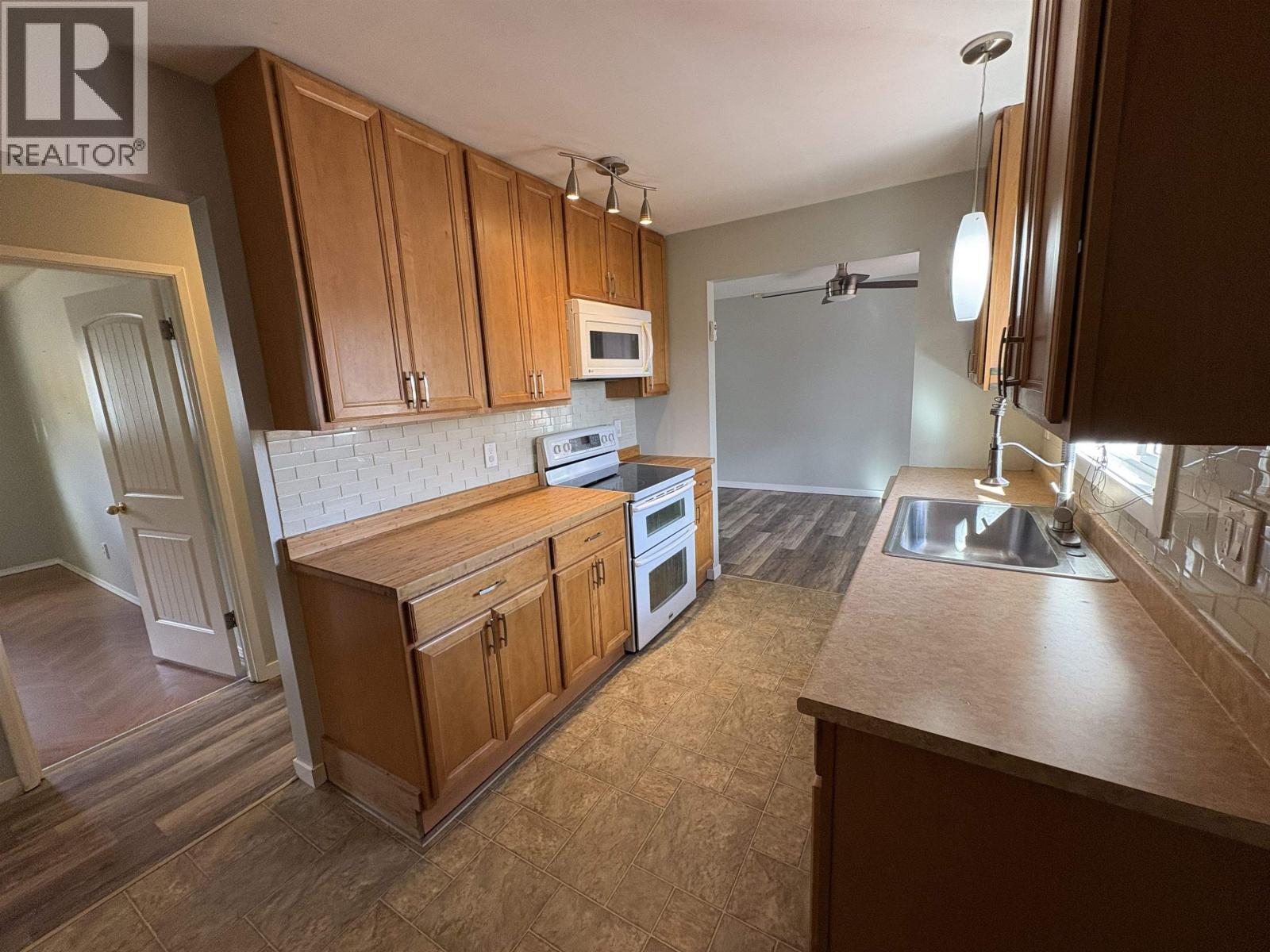 Bathroom of 4157 MORGAN CRESCENT · Prince George, BC