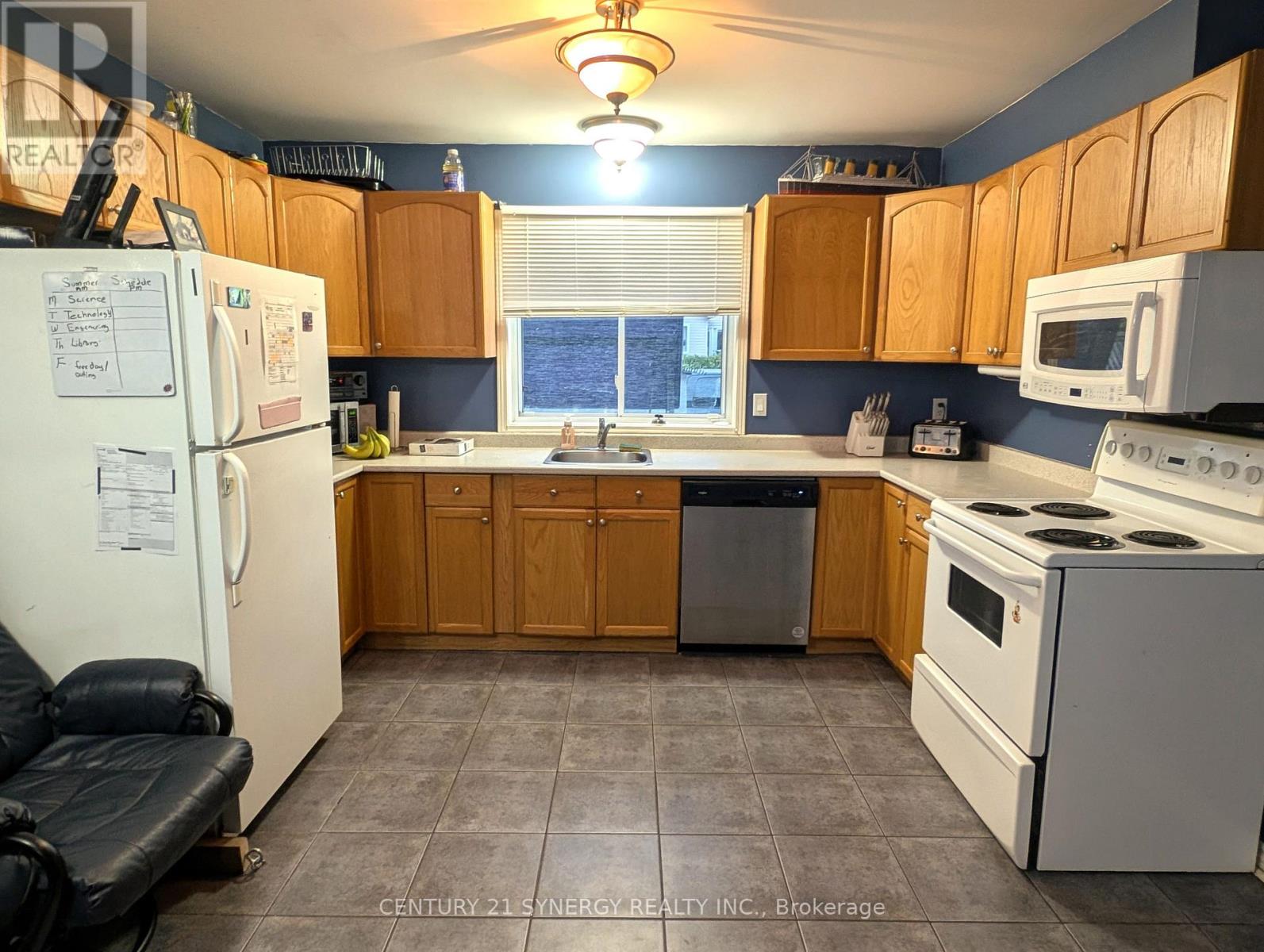 60 JOHNSTON STREET - 6