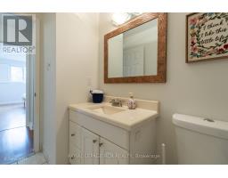 364 Dixon Boulevard, Newmarket, ON L3Y5C4 Photo 13