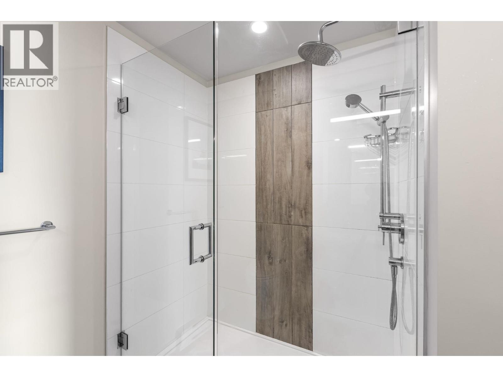 1013 QUEBEC STREET, New Westminster