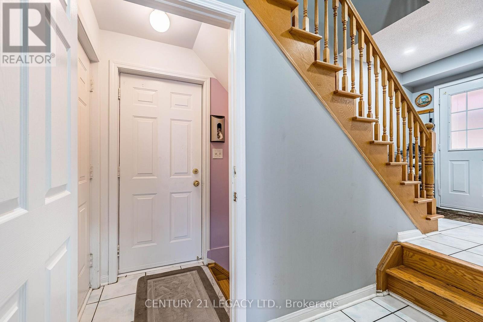 64 NARROW VALLEY CRESCENT - 19