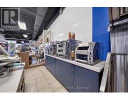 8 - 5 Cherrycrest Drive, Brampton, ON L6P3W4 Photo 9