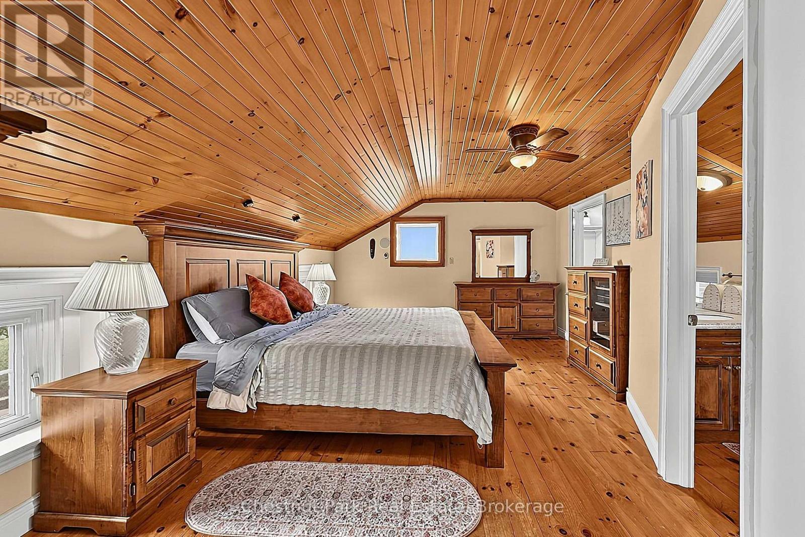 1164 FAIRGROUNDS ROAD N - 33