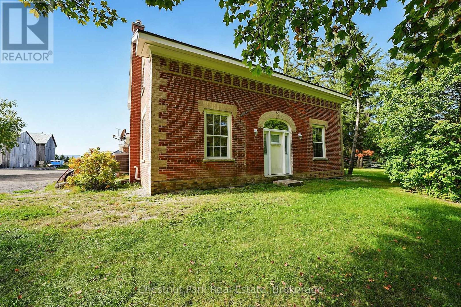1164 FAIRGROUNDS ROAD N - 6