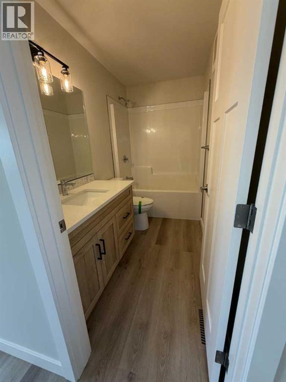 52 Emmett Crescent - 33