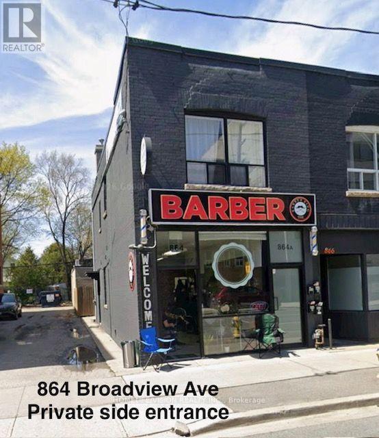 Photo of 864 Broadview Avenue