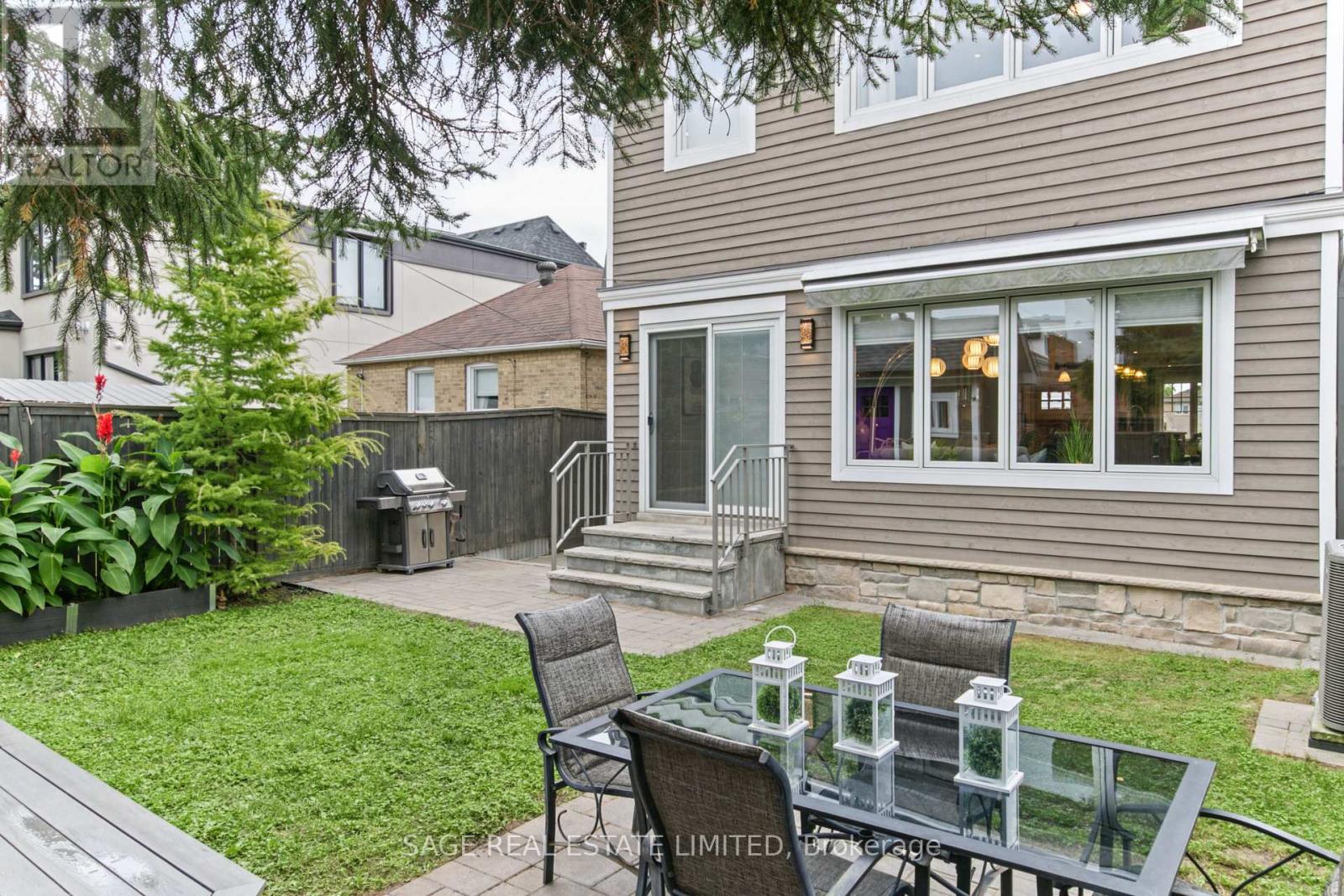106 TIAGO AVENUE - Image 44