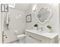 106 Tiago Avenue, Toronto, ON M4B2A3 Photo 32