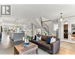 Dining room - 106 Tiago Avenue, Toronto, ON M4B2A3 Photo 7