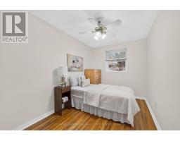 140 Willow Lane, Newmarket, ON L3Y4J3 Photo 14