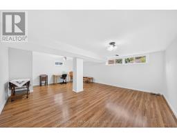 140 Willow Lane, Newmarket, ON L3Y4J3 Photo 18