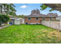140 Willow Lane, Newmarket, ON L3Y4J3 Photo 20