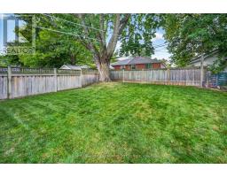 140 Willow Lane, Newmarket, ON L3Y4J3 Photo 21