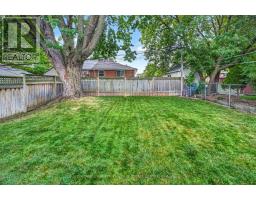 140 Willow Lane, Newmarket, ON L3Y4J3 Photo 22