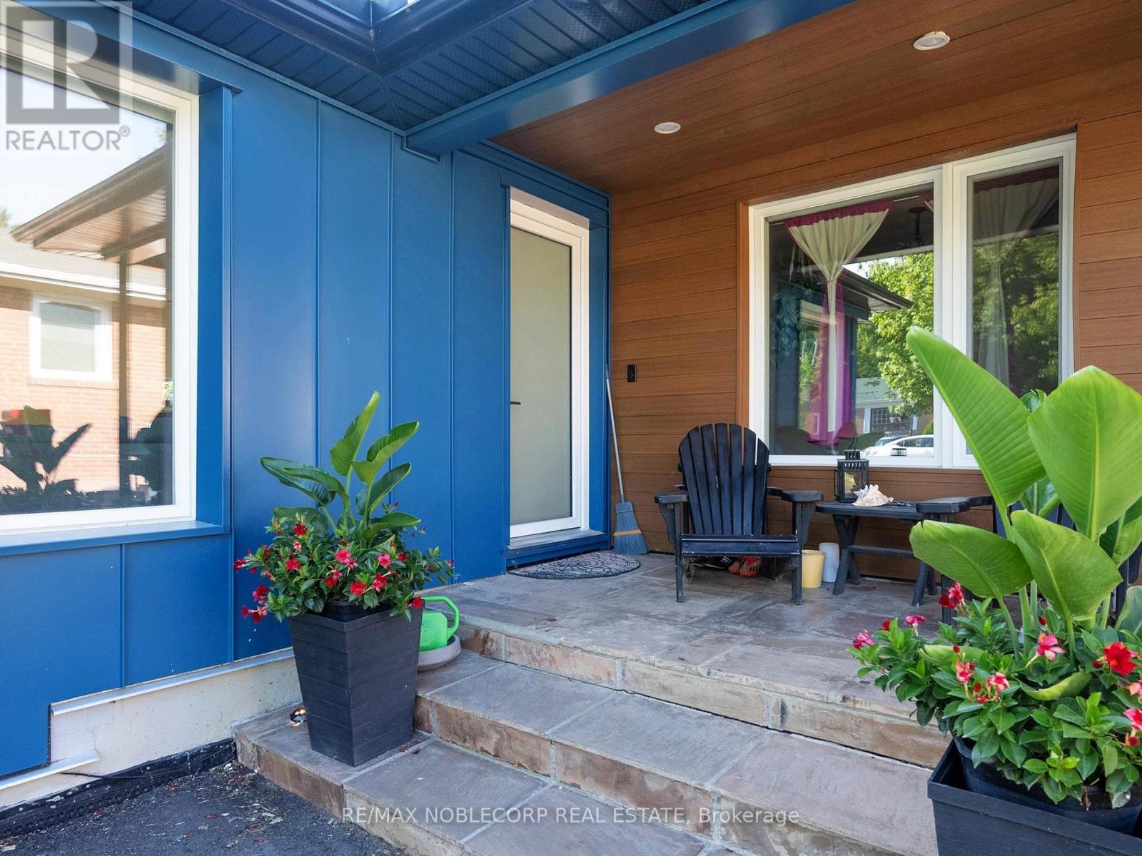 Photo of 100 ROCKPORT CRESCENT