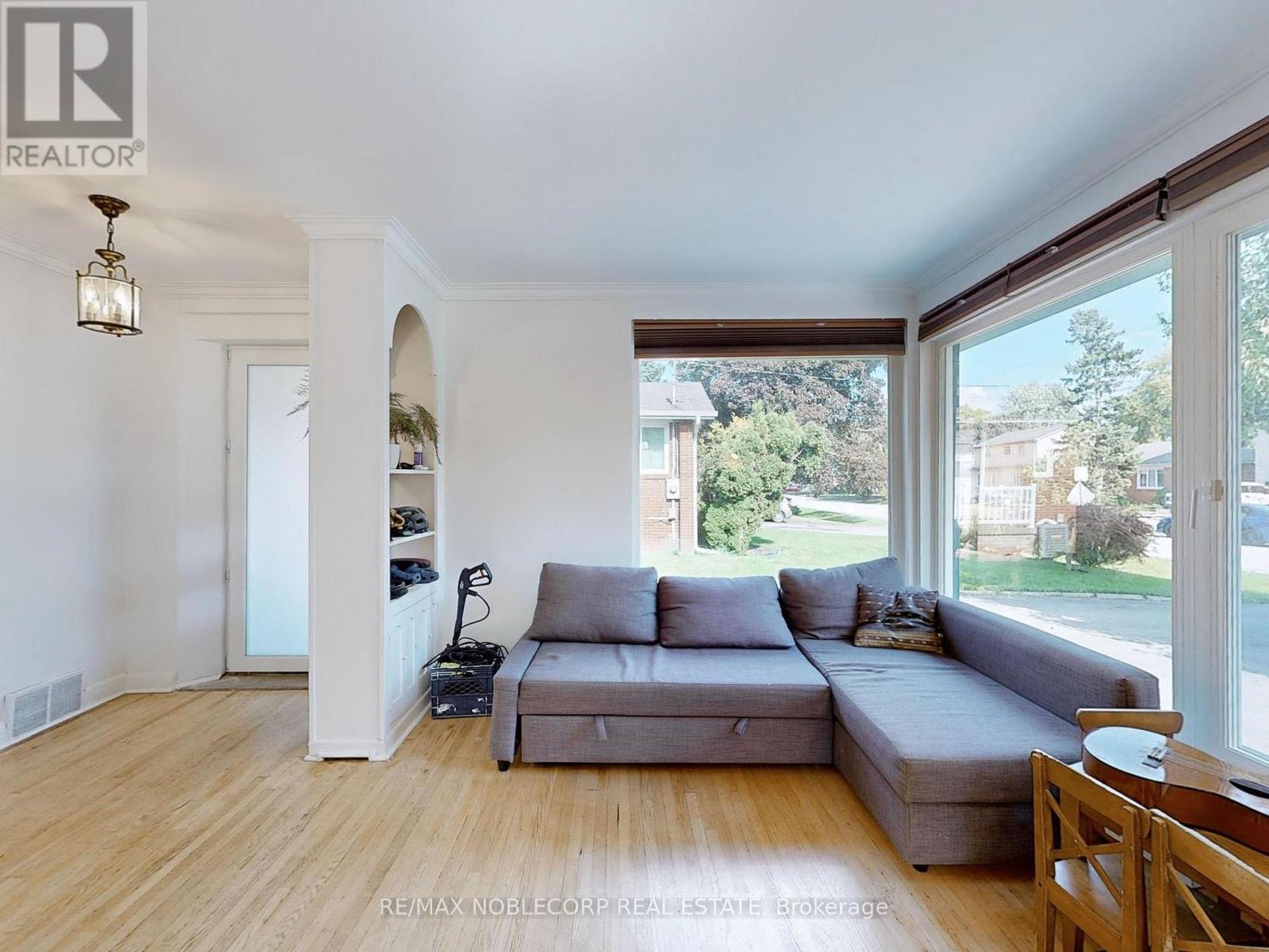 100 ROCKPORT CRESCENT - 8