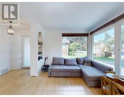 100 Rockport Crescent, Richmond Hill, ON L4C2L8 Photo 8