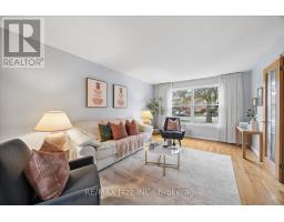 Sunroom - 28 Jubilee Court, Whitby, ON L1N6R3 Photo 6