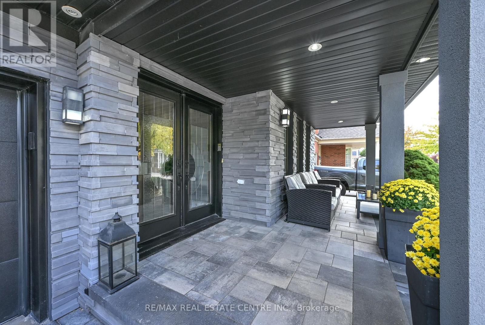 1352 MCGUFFIN GATE - 4