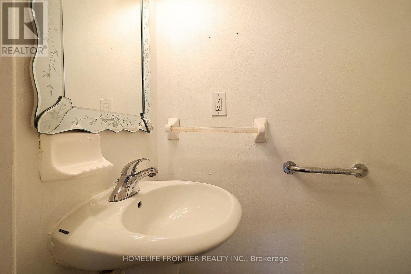 334 RIMILTON AVENUE - 11