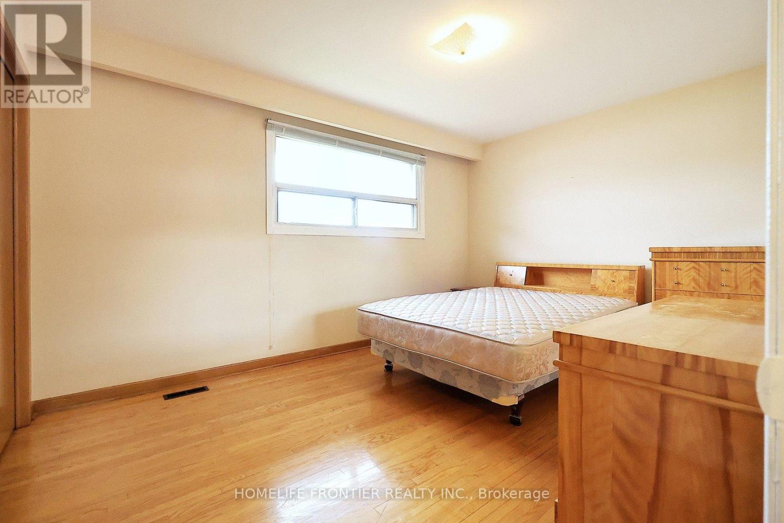 334 RIMILTON AVENUE - 13