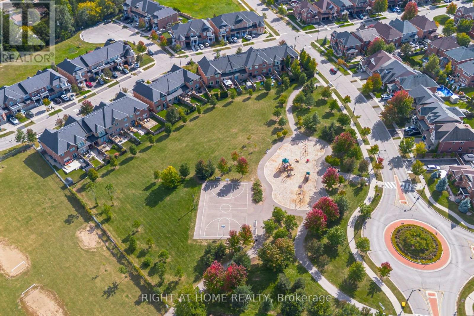 27 FALLIS CRESCENT - Image 38