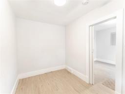 583 Mcadam Avenue, Winnipeg, MB R2V0B1 Photo 13