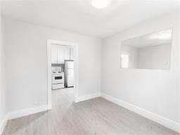 583 Mcadam Avenue, Winnipeg, MB R2V0B1 Photo 12