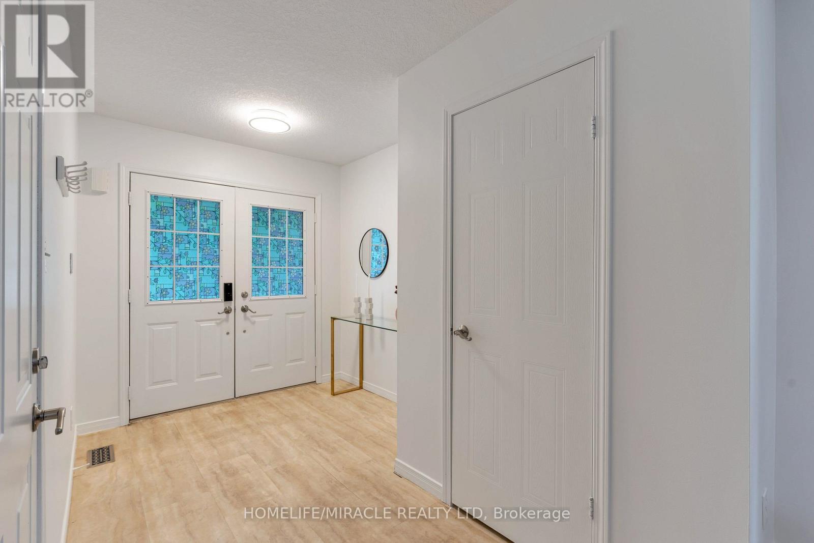 756 Karlsfeld Road — photo 27