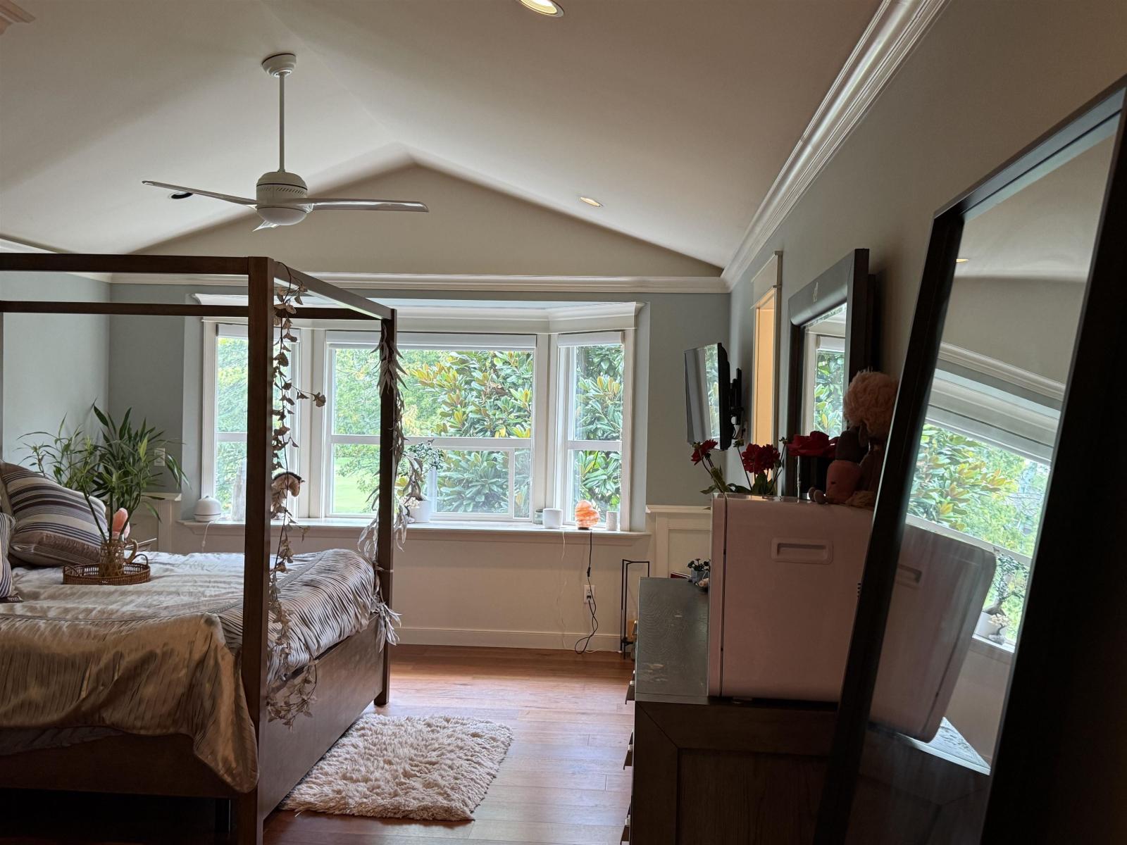 Photo of 3689 159A STREET 18