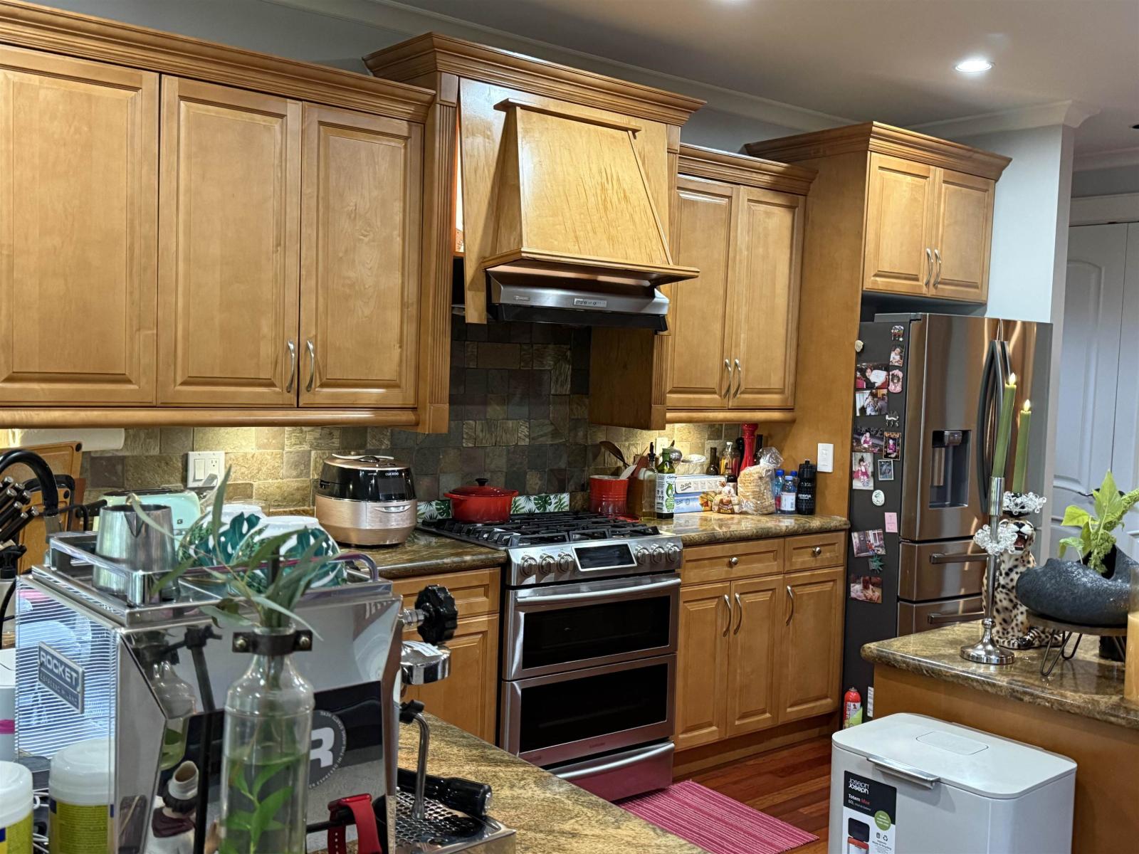 Photo of 3689 159A STREET 6