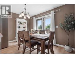 Bedroom - 47 N 1 Street E, Magrath, AB T0K1J0 Photo 11