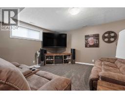 47 N 1 Street E, Magrath, AB T0K1J0 Photo 25