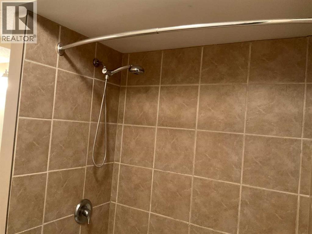 1, 5524 49 Avenue, Lloydminster — photo 26